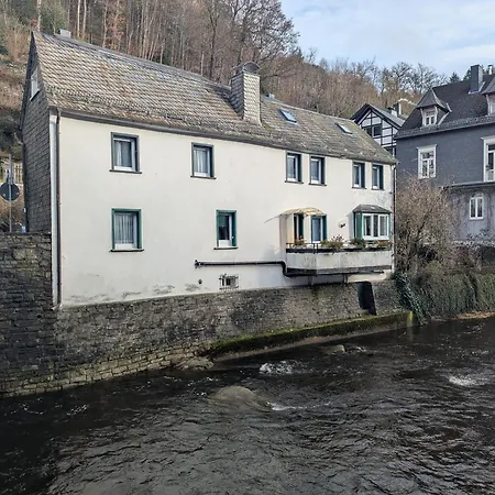 Haus Leopold * Monschau